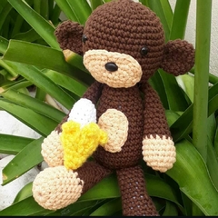 Monito con banana