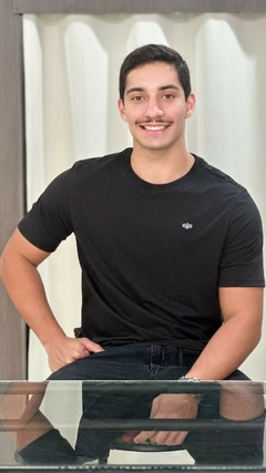 Camiseta Masculina Algodão - comprar online