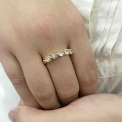 ANEL DE CORAÇÕES EM ZIRCÔNIA 18K - comprar online