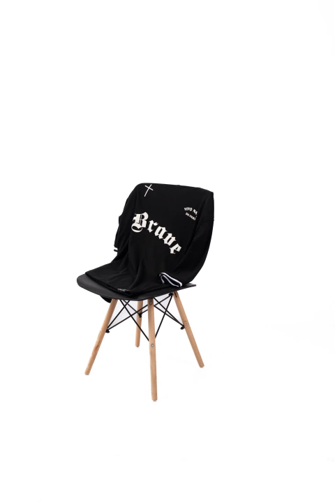 Banner de BE BRAVE