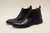 Bota Chelsea cuero negra en internet