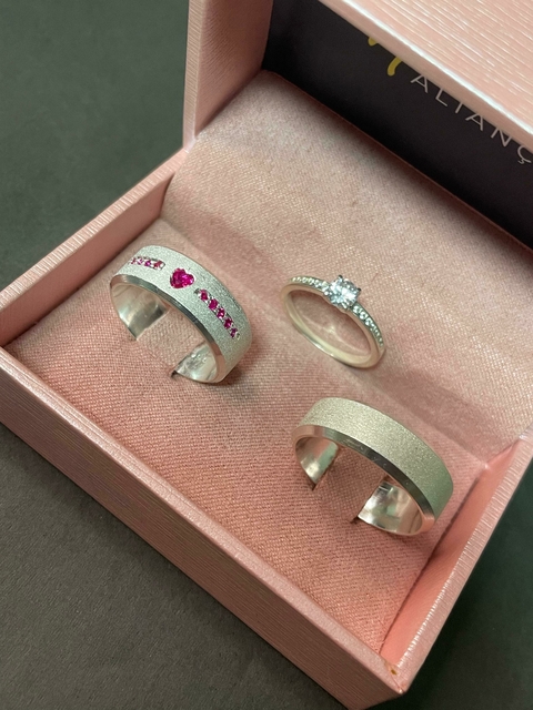 GIOVANNA - 8mm com 10 pedras / não acompanha solitário