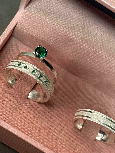 MIRANA - 4mm com 6 pedras / anel solitário de brind