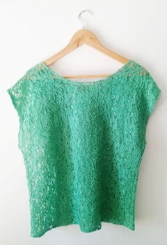 Remeras De Encaje Negro Y Verde Bordada - La Garbo