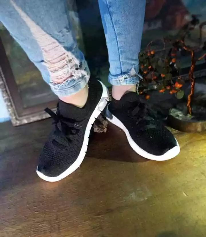 Zapatillas con Cordon Elastizadas