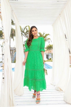 Vestido de Lese Verde Bandeira na internet
