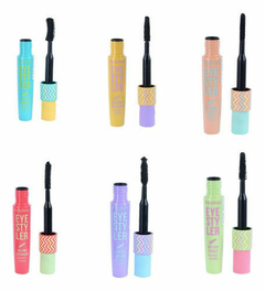 Imagen de Mascara de pestañas 2 en 1 Eyestyler de Ruby Rose
