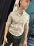 camisa cuello mao entallada elastizada - comprar online