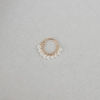 Piercing bordado blanco