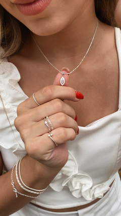 Colar navete cristal