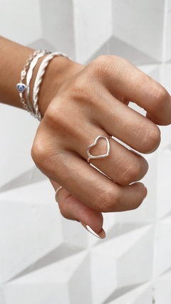 Anel coração vazado - comprar online