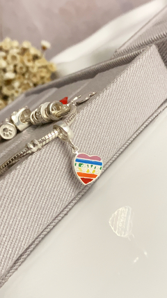 Berloque love arco íris - comprar online
