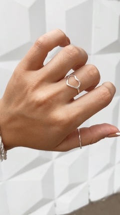 Anel coração vazado - Class Pratas