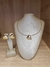 Conjunto triângulo abaulado fosco em banho ouro 18k