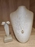 Conjunto Gota P em banho ouro 18k