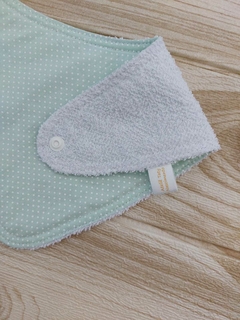 BABADOR BANDANA POÁ VERDE - comprar online