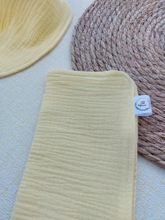 KIT BABADOR COM PANINHO DE OMBRO - AMARELO - comprar online