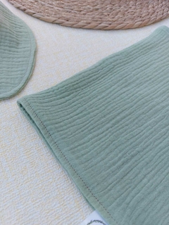 KIT BABADOR COM PANINHO DE OMBRO - VERDE - Ateliê Taty Nascimento