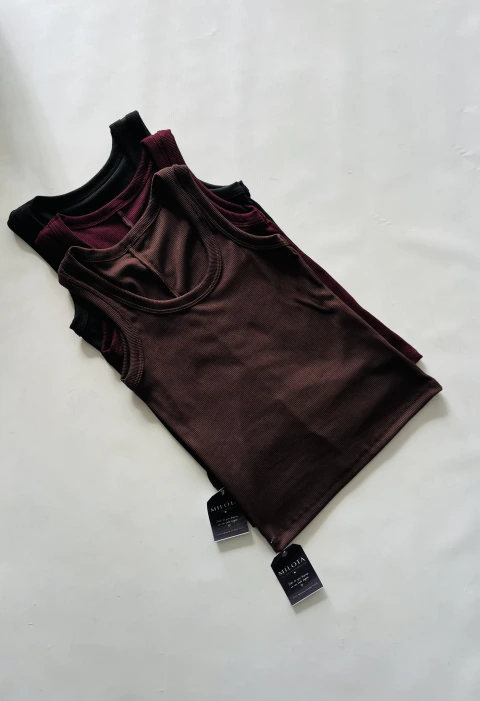 MUSCULOSA CLARA