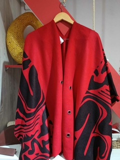 Ruanas de paño, con estampado