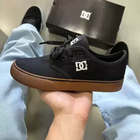 Tenis DC Shoes District