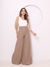 MODAS DOMI Calça Pantalona Lisa Com Bolsos Laterais Botões em Gabardine Cintura Alta Elegante 8447 na internet