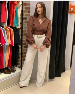 Cropped Carlota Costa MARROM