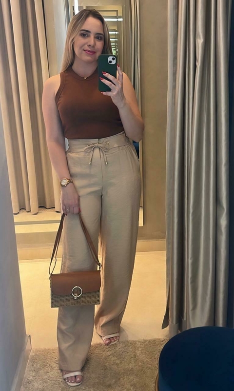 Calça com Ilhós - comprar online