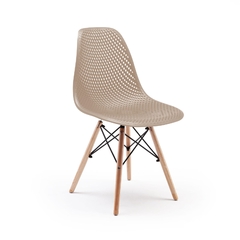 Cadeira Eames Colmeia Adulto Bege