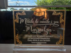 Placa de Homenagem, Quadro, Centro de Mesa Personalizado em Acrílico de 5mm - Vanessa Garcia Artesanato