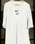 Camiseta Oversized Nike Swoosh