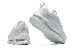 Air Max 97 ''Triple White'' na internet