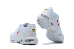 Air Max Plus TN 1 ''Supreme White'' na internet