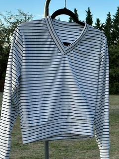 Remera/Buzo Loly - comprar online