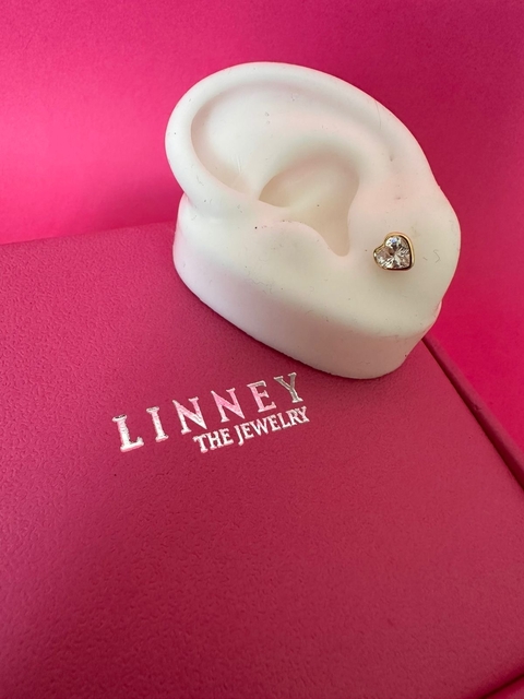 Brinco Coração com Zircônia em Ouro 18k