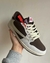 Nike Travis en internet