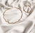 Choker e pulseira design ondulado movimento e estilo em total equilíbrio!