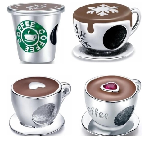 Berloques para os apaixonados em café