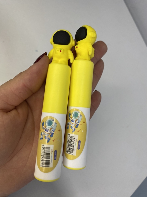 marca text astronauta