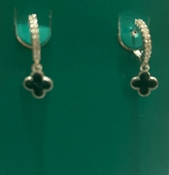 ARGOLA PRATA 925 CRAVEJADA COM CLICK TREVO VERDE INSPIRAÇÃO VAN CLEEF - comprar online