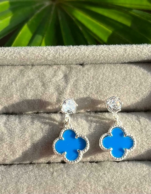 BRINCO PRATA 925 PONTO DE LUZ CRISTAL INSPIRAÇÃO VAN CLEEF TREVO AZUL