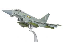 Eurofighter Typhoon FGR.4 – No. XI Squadron RAF "Operation Ellamy" – Italia, 2011 – Escala 1:48 - comprar en línea