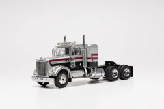 1:43 Kenworth W925 de 1976 - Plateado - comprar en línea