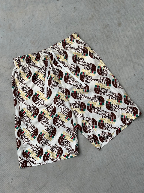 Shorts Gucci x The North Face Allover Off-white - comprar online