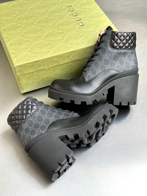 Ankle Boot Gucci GG Supreme Monograma Black - comprar online