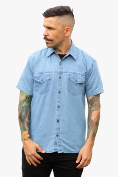Camisa Jeans Adulto Masculina Manga Curta 2 Bolsos - comprar online