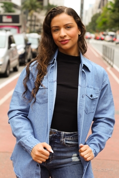 Camisa Jeans Adulto Feminina Manga Longa Lavagem Clara