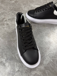 TÊNIS ALEXANDER MCQUEEN PRETO COM BRANCO