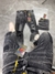 CALÇA JEANS CD MODELO JOGADOR - CINZA ESTONADA - PATCH COM RASGOS E PINGOS ( 2520022 ) - loja online