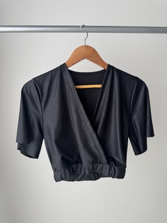 TOP BLACK BRIGHT